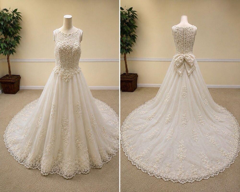 Private Label By G Wedding Gown Intricate Beading, Pearls and Embroidery Size 10